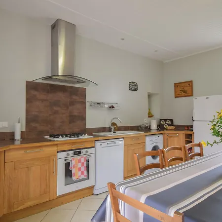 Spacious Mansion In Salvaic With Pool * Salviac